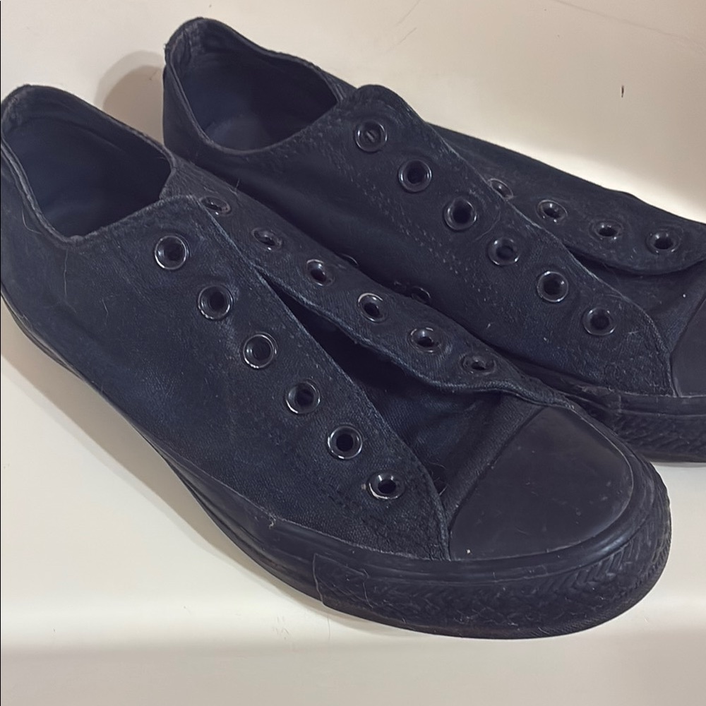 Converse Men's Black Canvas Sneakers